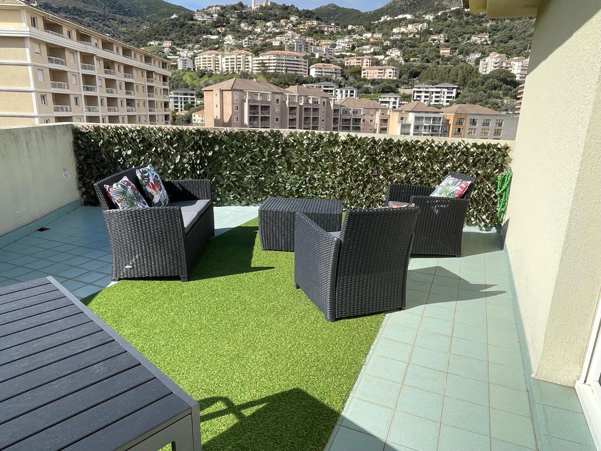 Grand T2 Proche Centre Ville, Vue Mer Et Montagne Bastia  Buitenkant foto